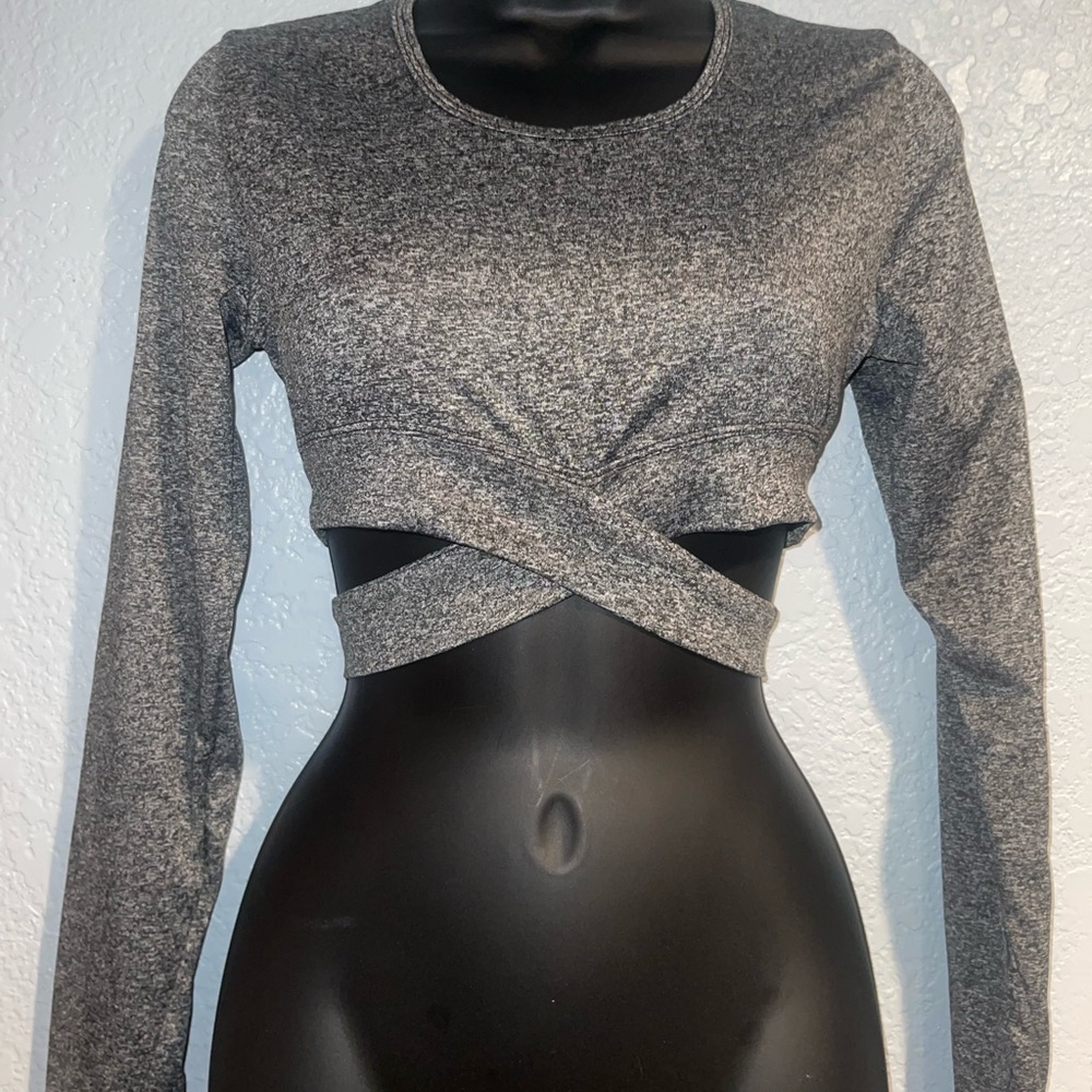 Grey Long Sleeve Athletic Crop Top